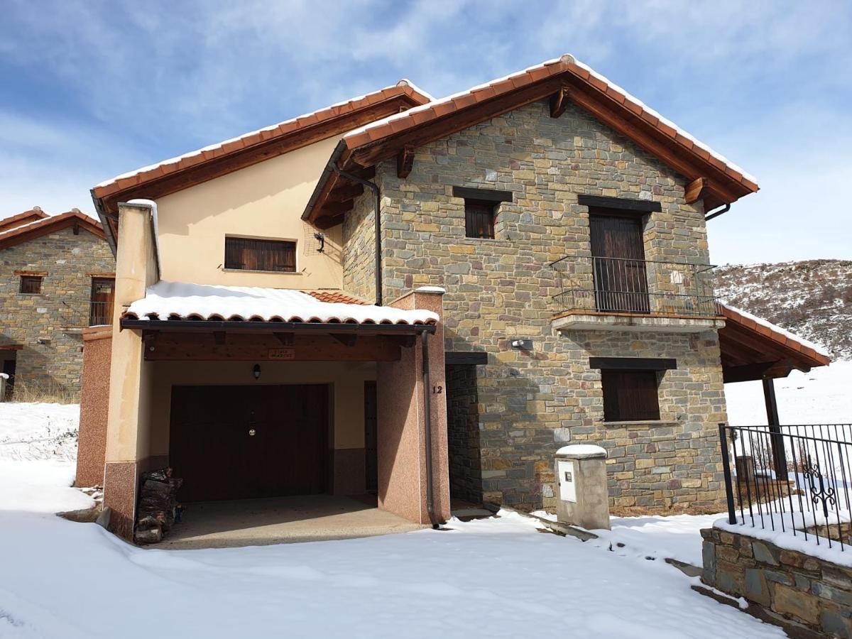 Chalet En El Pirineo De Aragon Neril Exterior foto